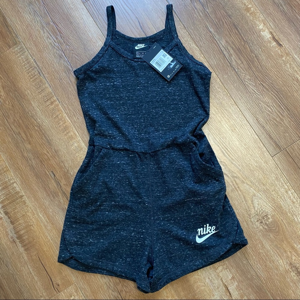 Nike Womens Black Grey Romper Jumpsuit Athletic XS NWT